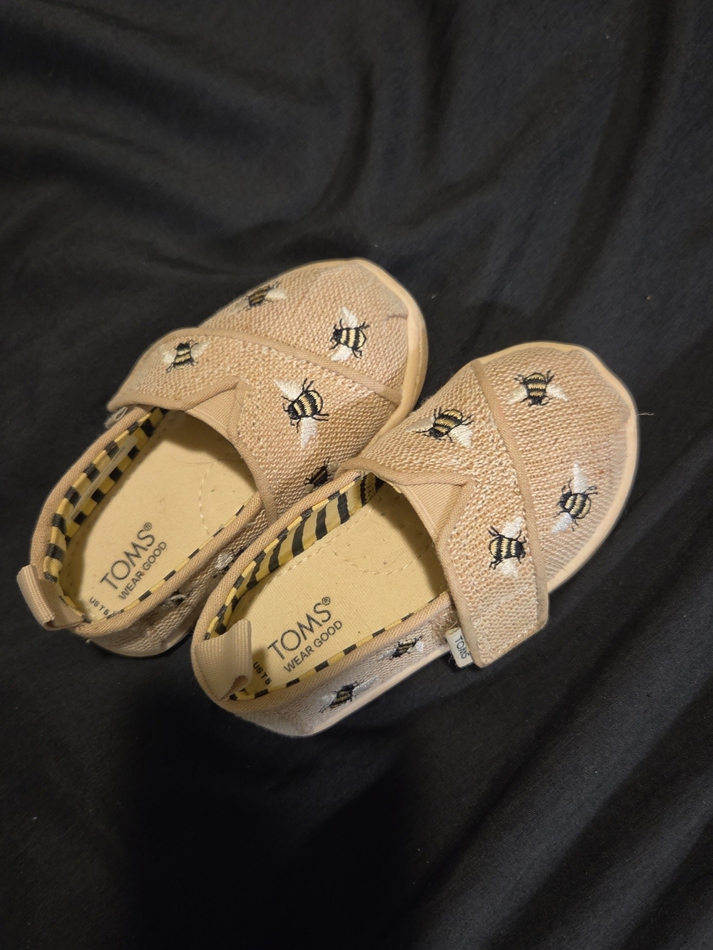TOMS Kids Bee Embroidered Slip-On Shoes in Tan
